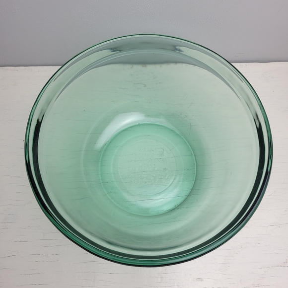 Anchor Ovenware Mixing Bowl Green Clear 2.5 Qt - Picture 4 of 13